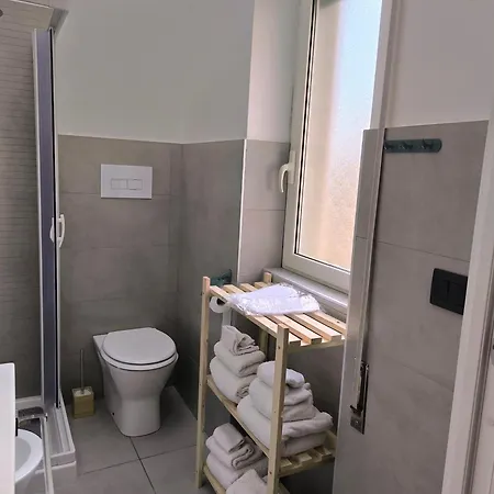 Milly's House * Neapol